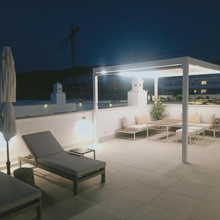 Playa y confort Zahara - Two-Bedroom Apartment - 1
