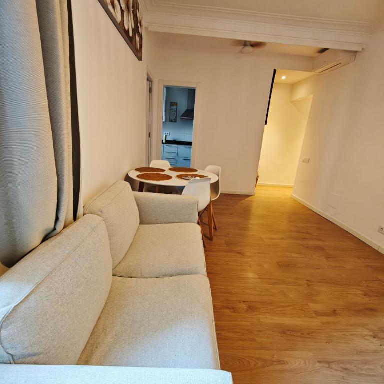 Confort y Calma en Barcelona - Two-Bedroom Apartment - 11