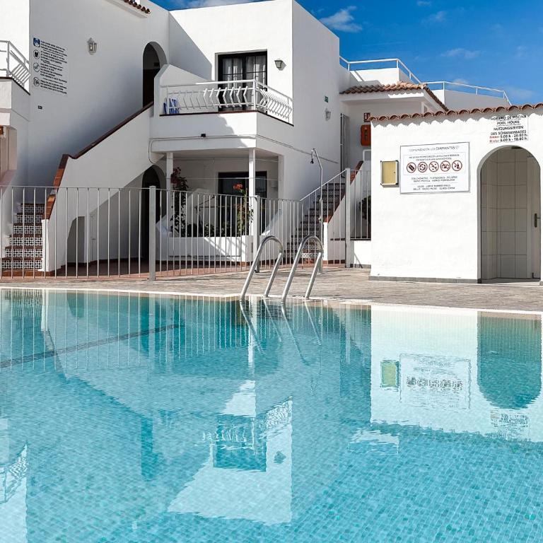 Modern, design, private jacuzzi - 2 terraces, 2 beds - Wow Apartment - Los Christianos - Apartamento de 2 dormitorios con balcón y terraza - 44