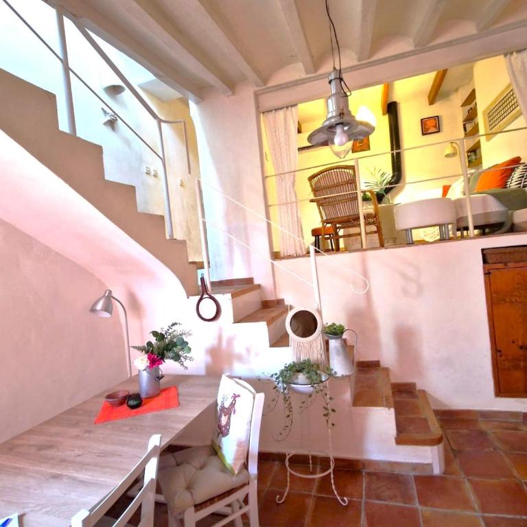 The Alicante Old Town artist workshop, Impressive rooftop, terrace with amazing city views and sea views, BBQ, Air conditioner, Wifi - Two-Bedroom Apartment - 45