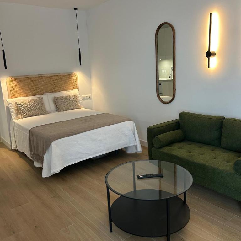 Seashore Apartment - Apartamento a la orilla del mar en Nerja - One-Bedroom Apartment - 6