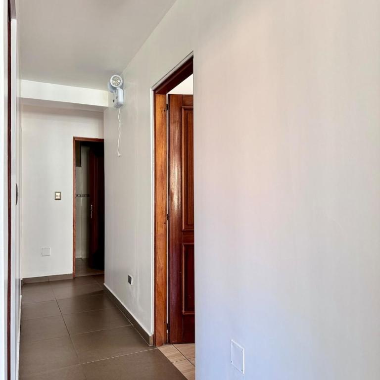 Departamento Centro Huaraz - Queen Room with Shared Bathroom - 7
