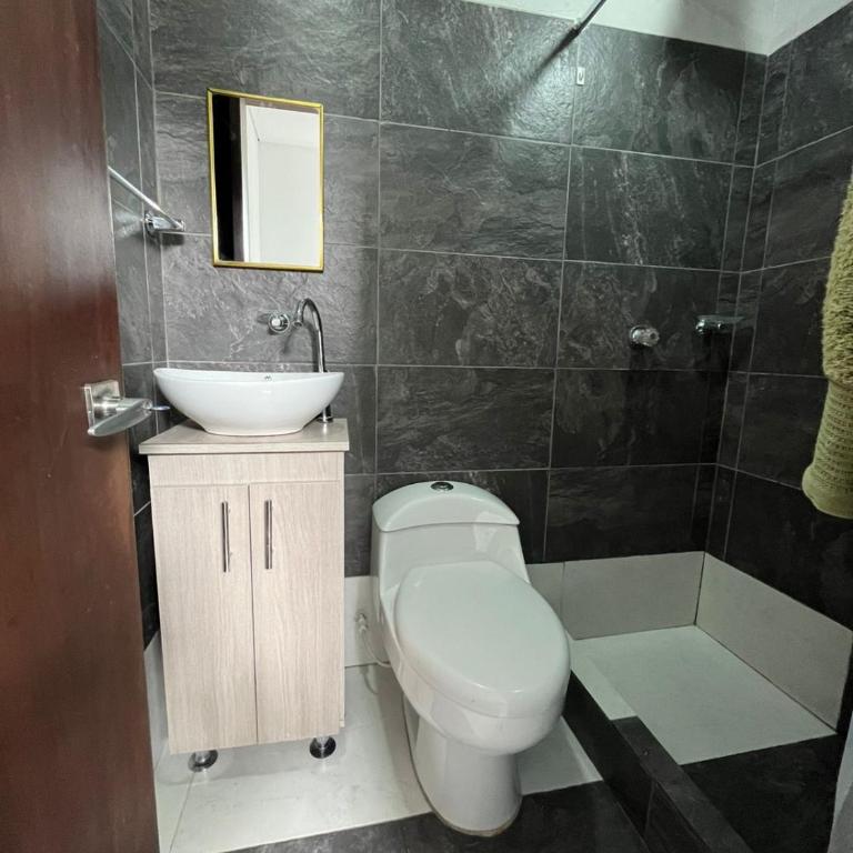 Moderno apartamento amplio y confortable - Three-Bedroom Deluxe Apartment - 5