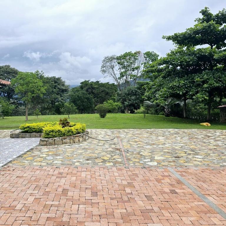 Villa Claudia, La Mesa, Cundinamarca - Villa - 6