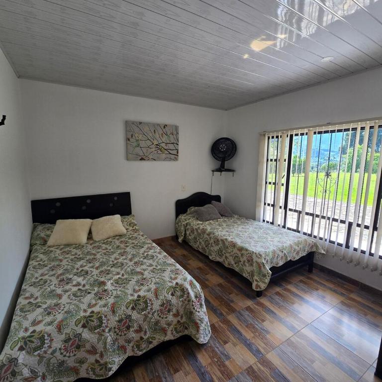 Villa Claudia, La Mesa, Cundinamarca - Villa - 16