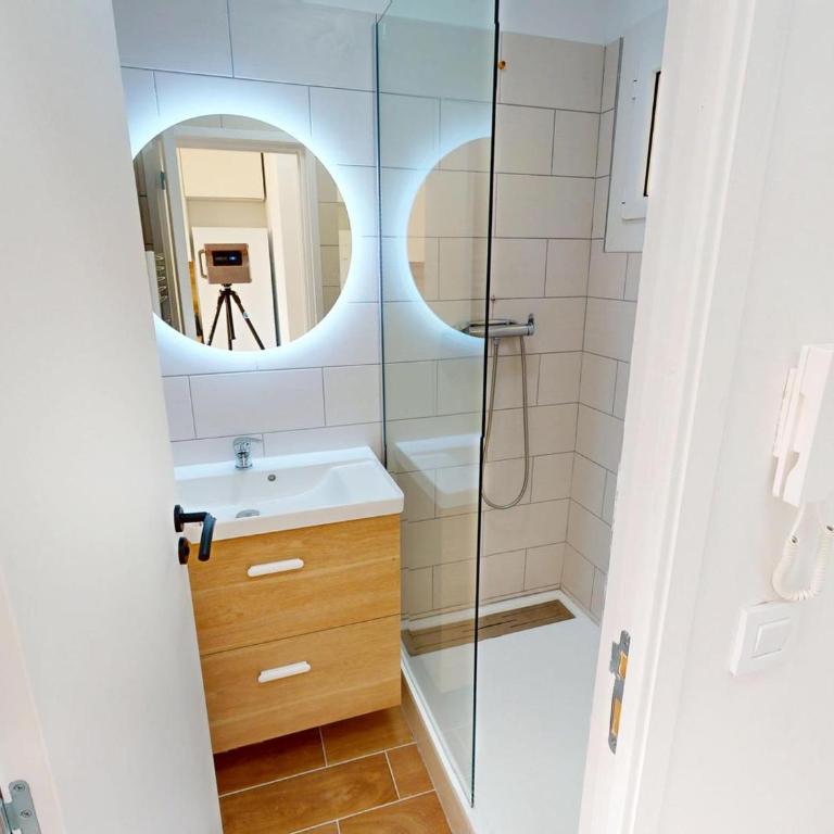 Studio rénové avec climatisation et wifi en dernier étage, vue mer à Menton - FR-1-196-383 - Studio - 10