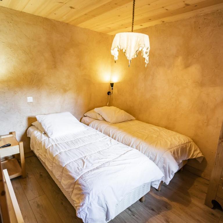 Chalet 5 pièces, 4 chambres, animaux admis, parking - FR-1-676-223 - Apartment - 11