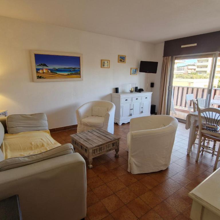 Appartement 3 pièces avec piscine et parking à Sainte-Maxime - FR-1-780-56 - Apartamento - 5