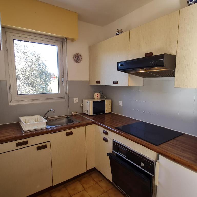 Appartement 2 pièces climatisé, parking, centre Sainte-Maxime, proche plages - FR-1-780-54 - Apartment - 10