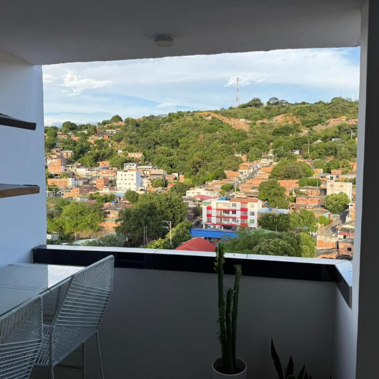 Moderno apartamento en Cúcuta - Two-Bedroom Apartment - 45