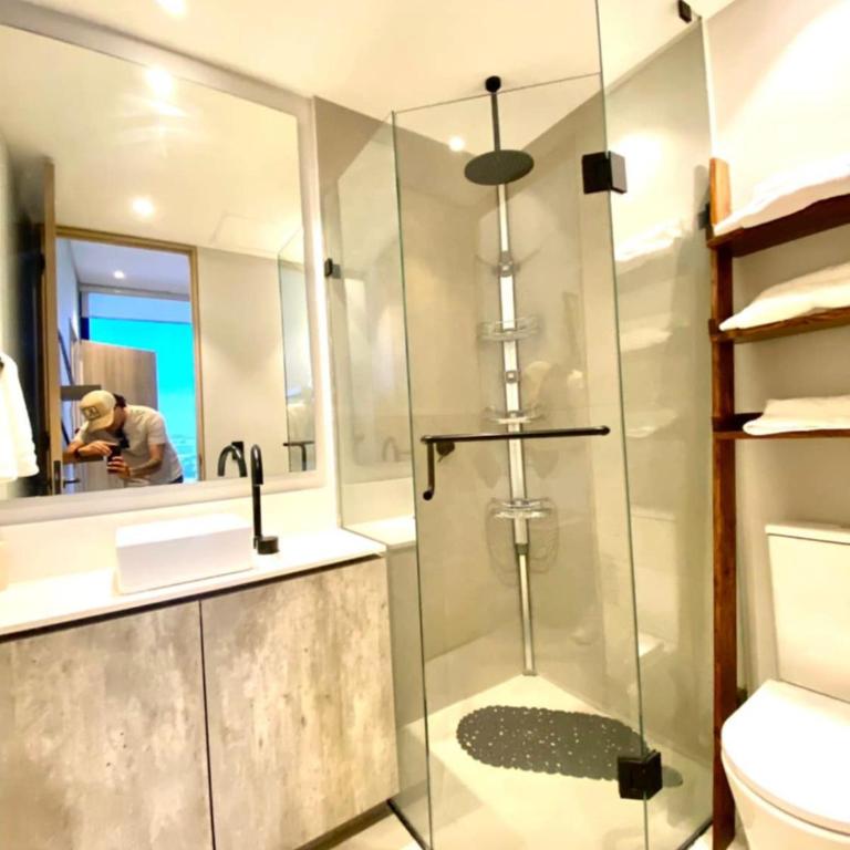 luxury apartment & great view good neighbour hood - One-Bedroom Apartment - 2