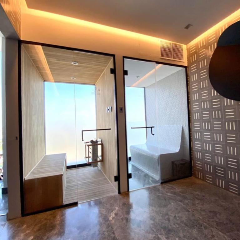luxury apartment & great view good neighbour hood - One-Bedroom Apartment - 17