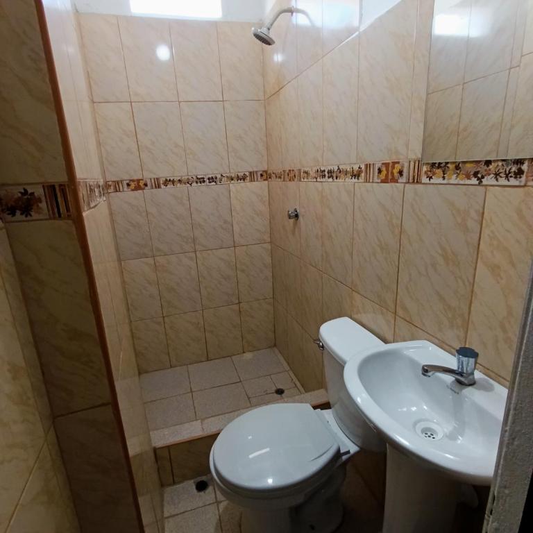 Hospedaje Live - Habitación Doble - 2 camas - 5