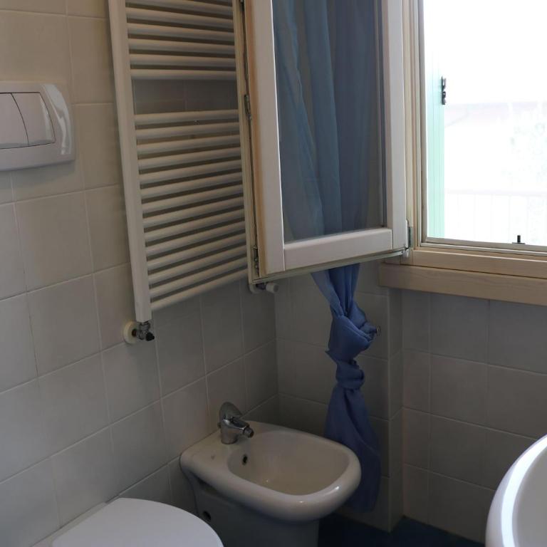 Holiday home with Nicely Decorated Interior near lake Garda - Casa Vacanze con 2 Camere da Letto - 5
