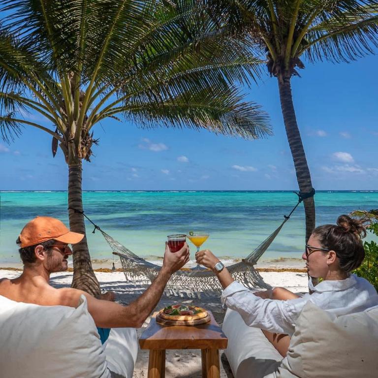 New 3BR Private Beachfront Villa with Pool at Soliman - Villa - 12