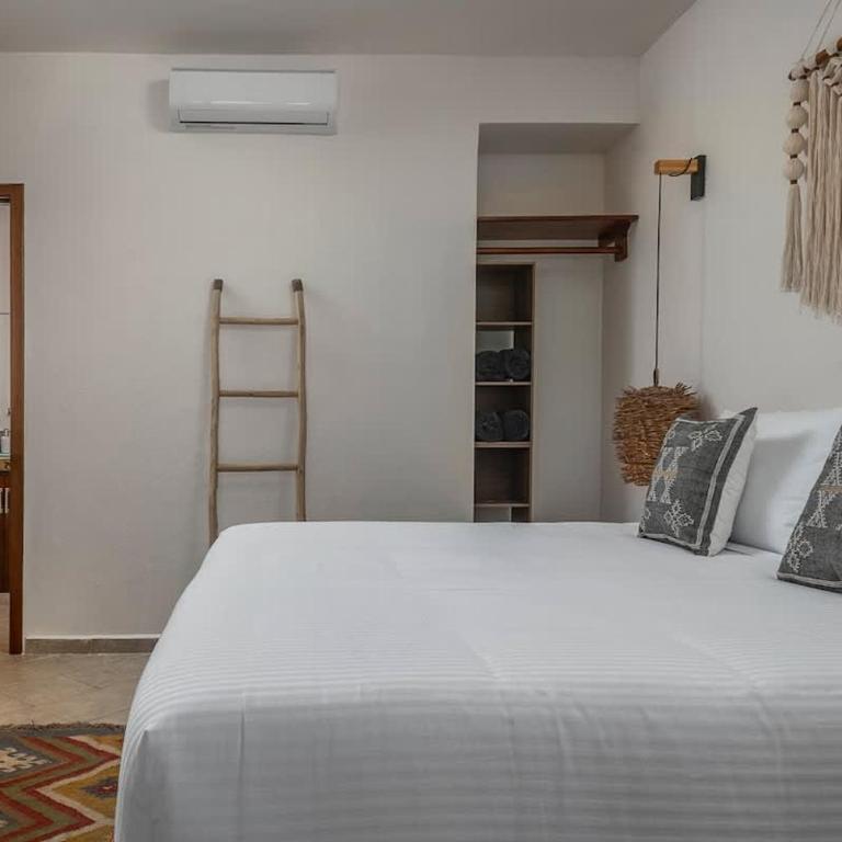 New 3BR Private Beachfront Villa with Pool at Soliman - Villa - 17