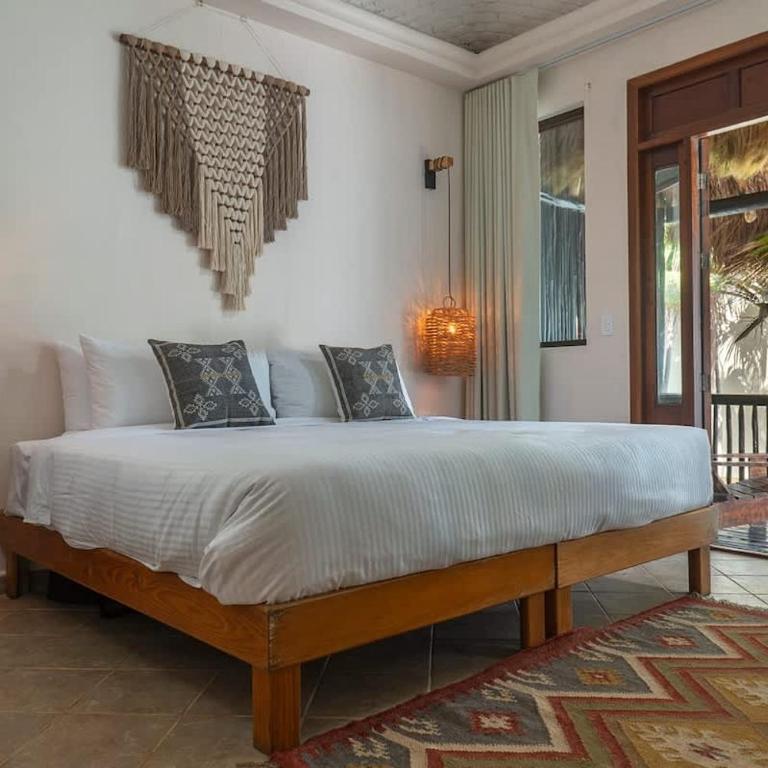 New 3BR Private Beachfront Villa with Pool at Soliman - Villa - 5