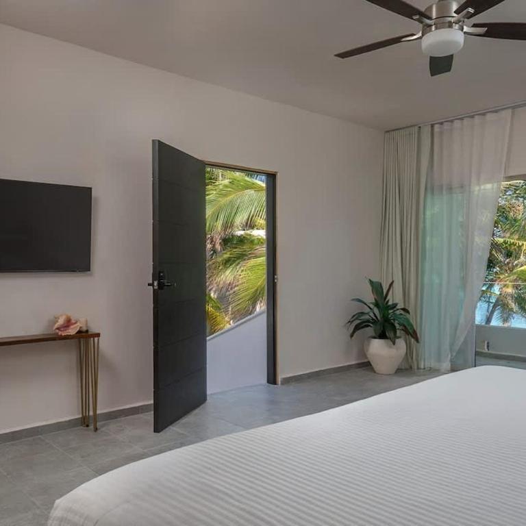 New 3BR Private Beachfront Villa with Pool at Soliman - Villa - 19