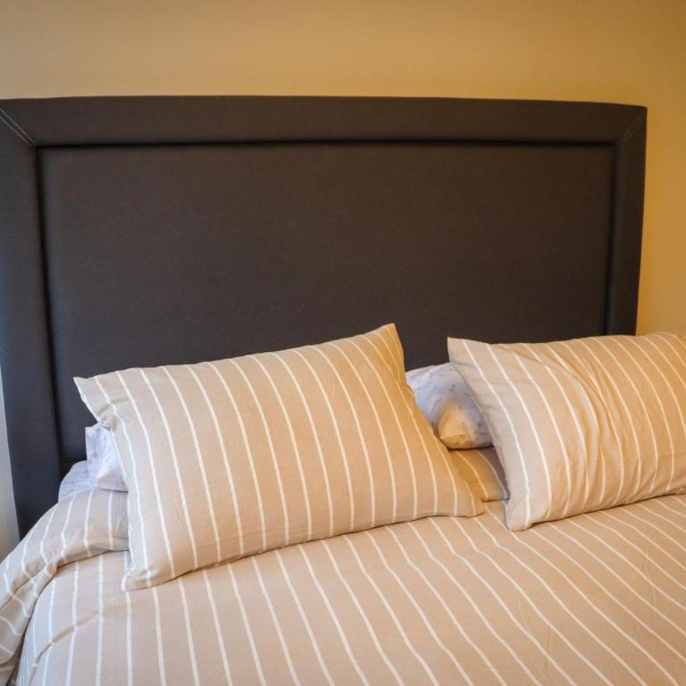 HOM I Cowork Wifi SmartTv SantaLucia Vista Piscina - Apartment - 22