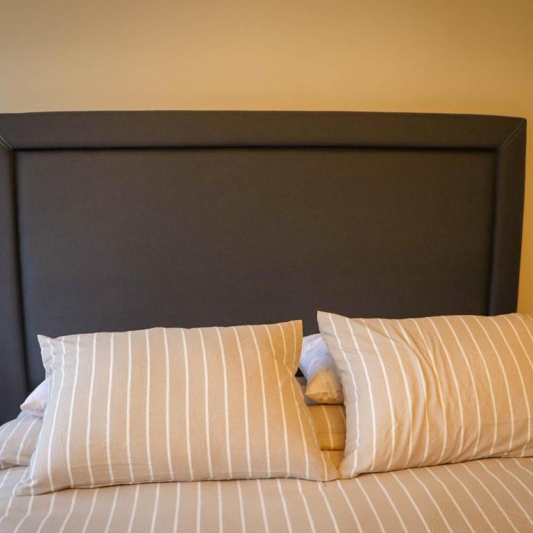 HOM I Cowork Wifi SmartTv SantaLucia Vista Piscina - Apartment - 26