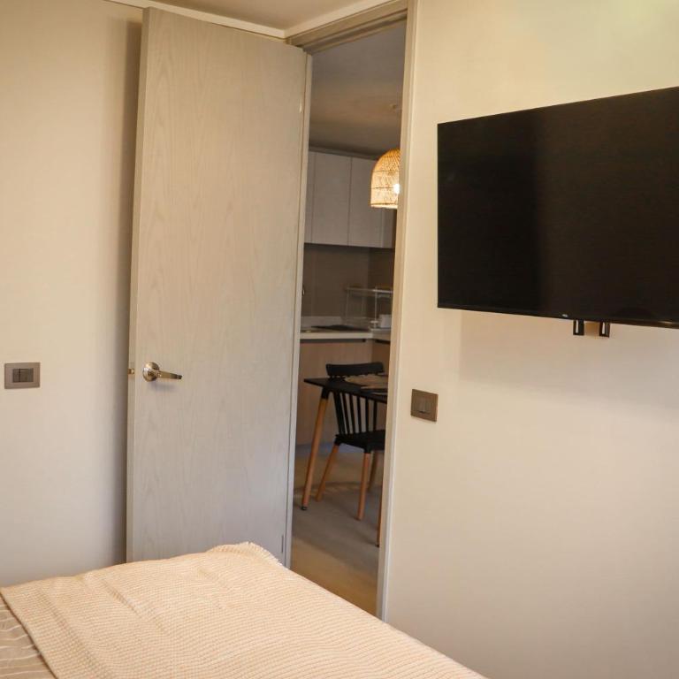 HOM I Cowork Wifi SmartTv SantaLucia Vista Piscina - Apartment - 28