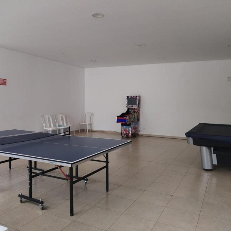 Lujoso Apartamento Cómodo y Fresco - Two-Bedroom Apartment with Mountain View - 12