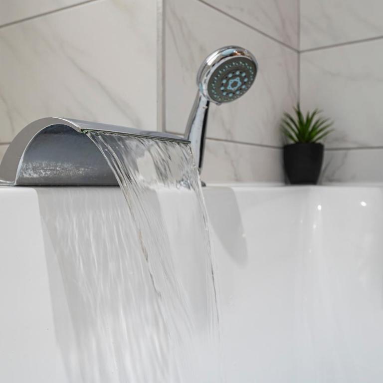 Cocon Privé pour 2 Personnes Jacuzzi, Sauna, Wi-Fi & Climatisation - Apartment mit 1 Schlafzimmer - 19