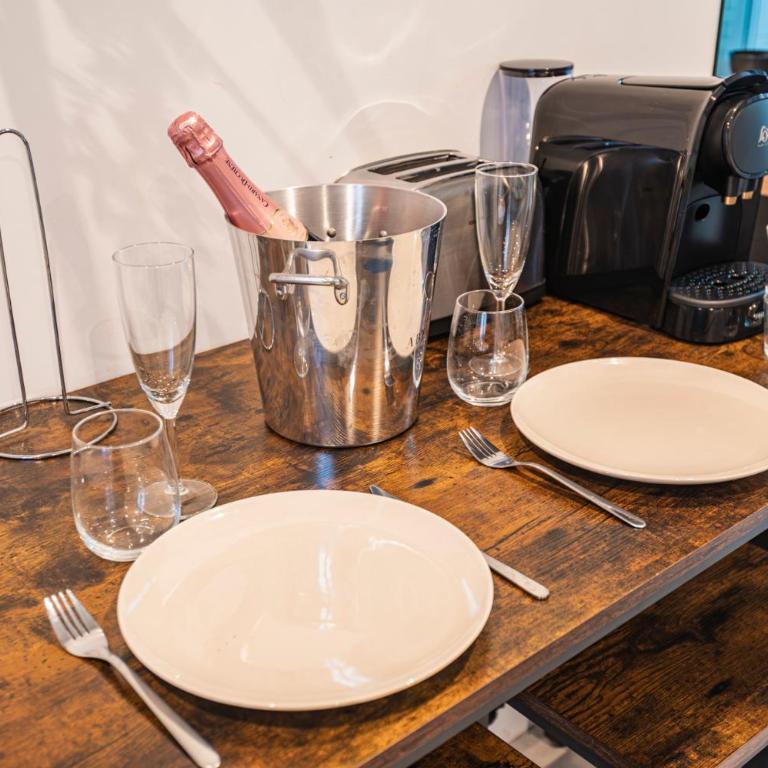Cocon Privé pour 2 Personnes Jacuzzi, Sauna, Wi-Fi & Climatisation - Apartment mit 1 Schlafzimmer - 12