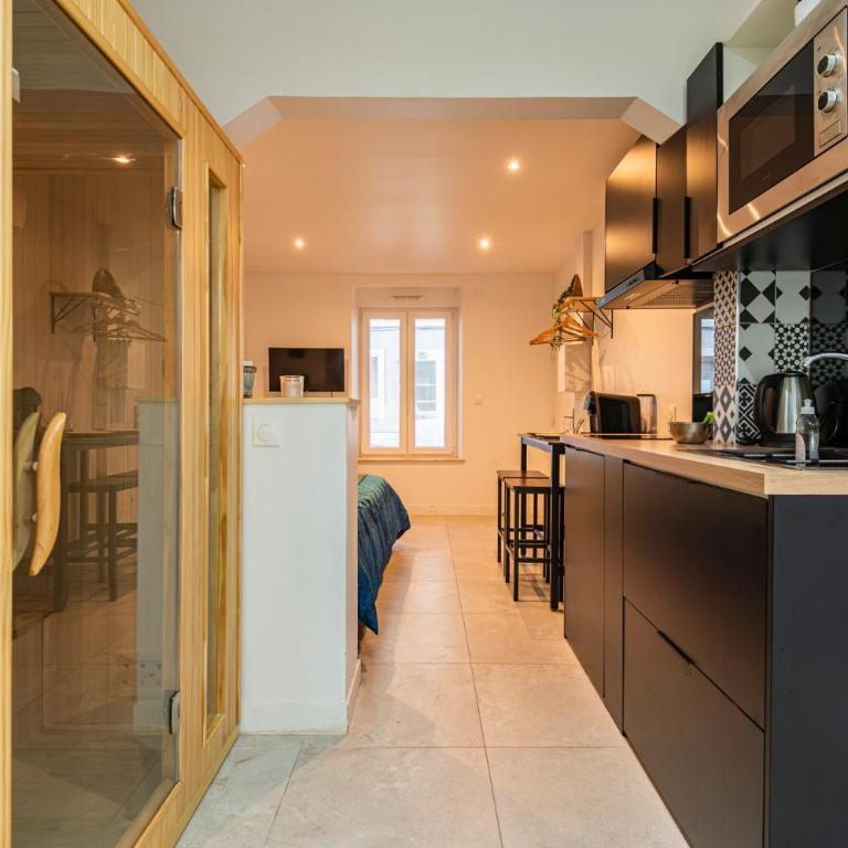 Cocon Privé pour 2 Personnes Jacuzzi, Sauna, Wi-Fi & Climatisation - Apartment mit 1 Schlafzimmer - 6
