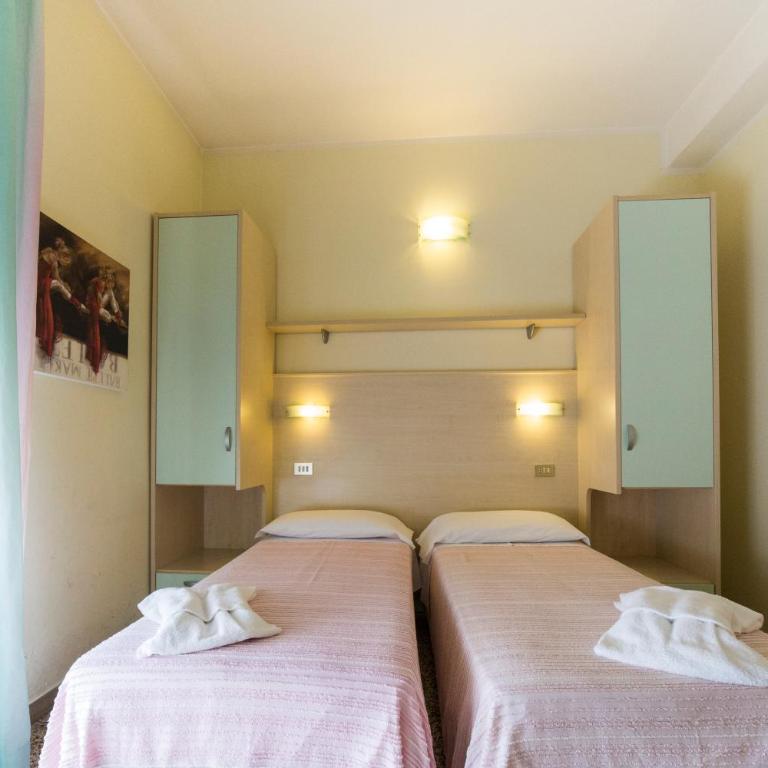 Hotel Europa - Camera Matrimoniale/Doppia con Letti Singoli - 1