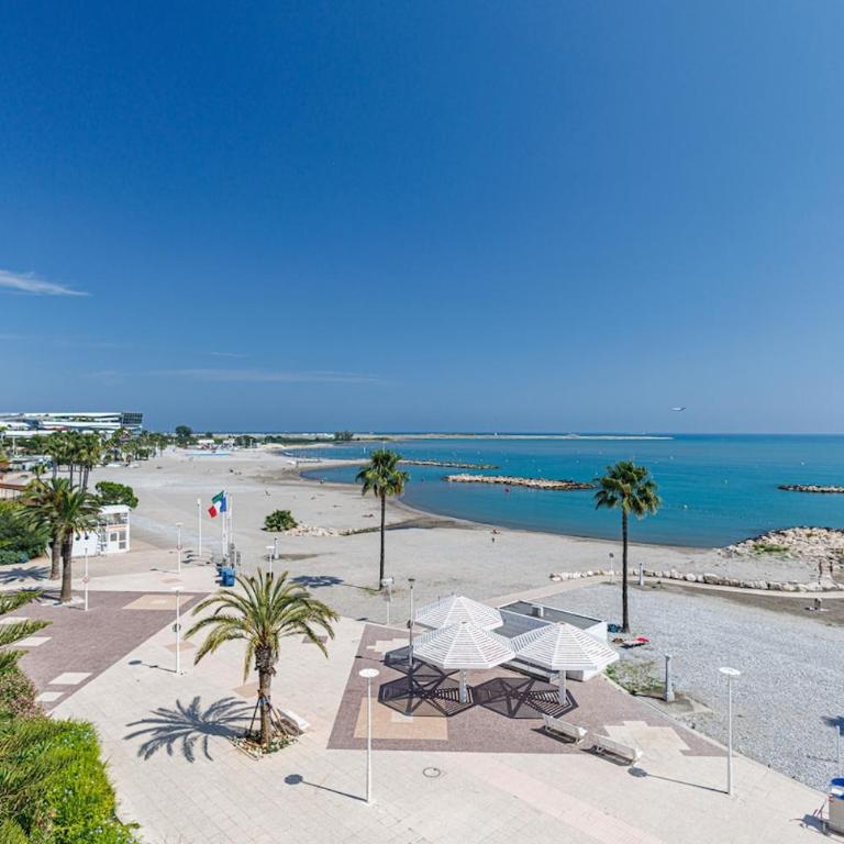 Sea View- Beach- Chic & Air-Conditioned - Studio - 13