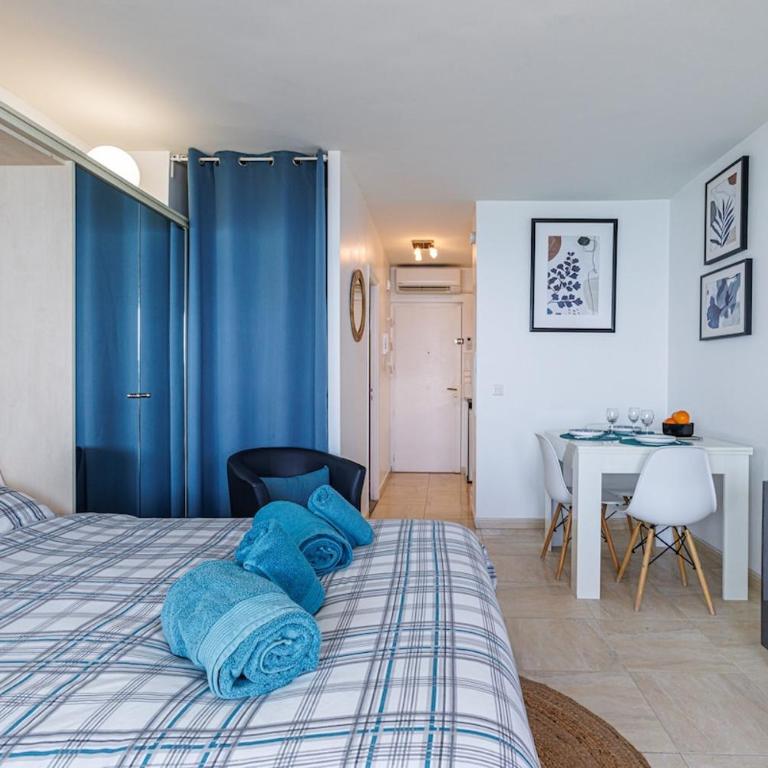 Sea View- Beach- Chic & Air-Conditioned - Studio - 15