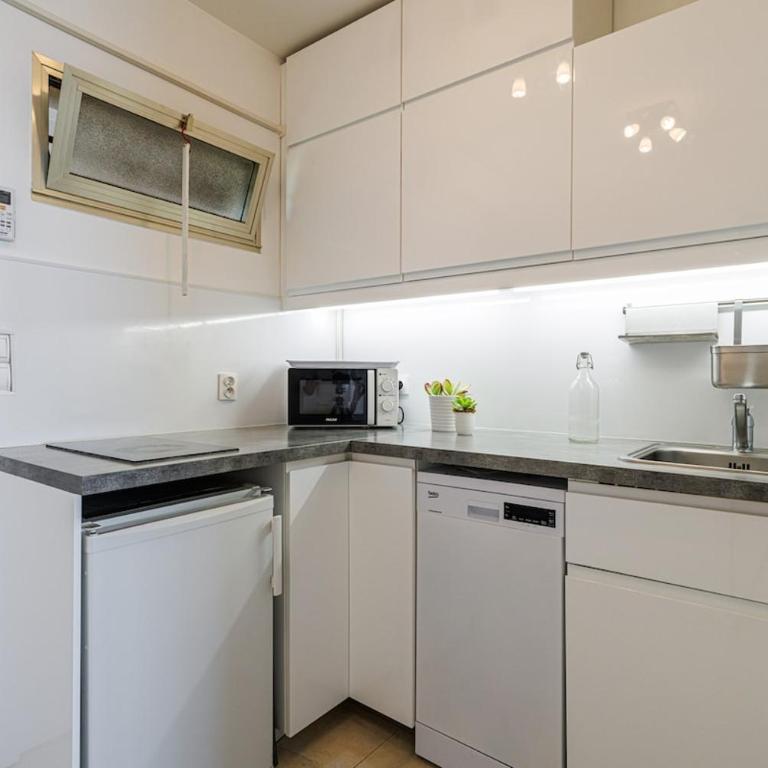 Sea View- Beach- Chic & Air-Conditioned - Studio - 23