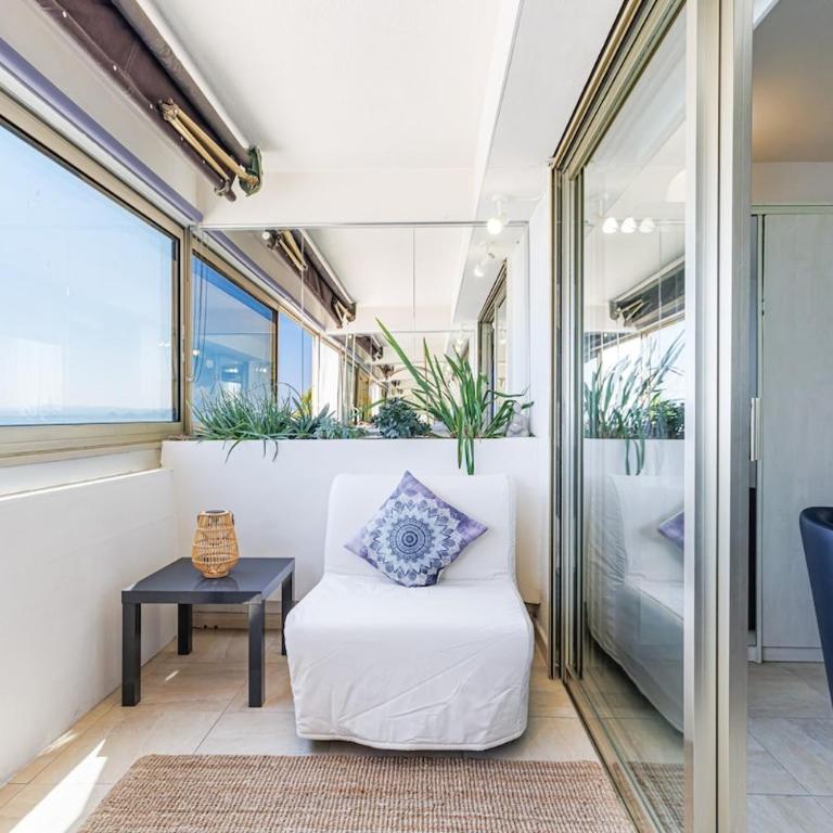 Sea View- Beach- Chic & Air-Conditioned - Studio - 29