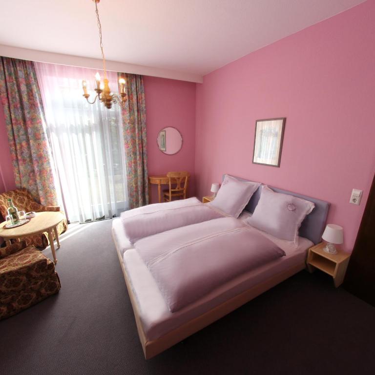 Gesundheitshotel Rössle - Deluxe Doppelzimmer mit Bad - 3