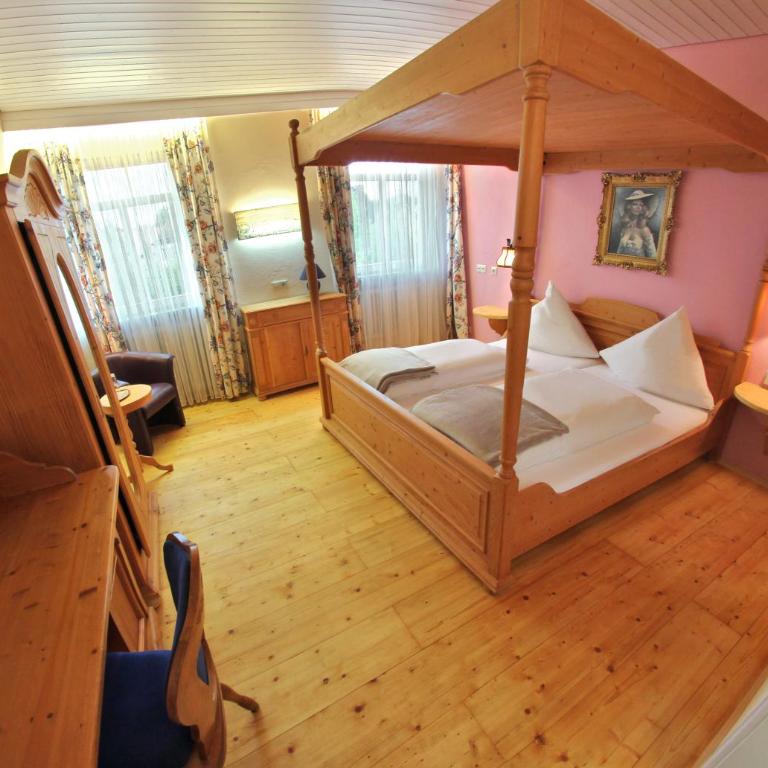 Gesundheitshotel Rössle - Deluxe Doppelzimmer mit Dusche - 9