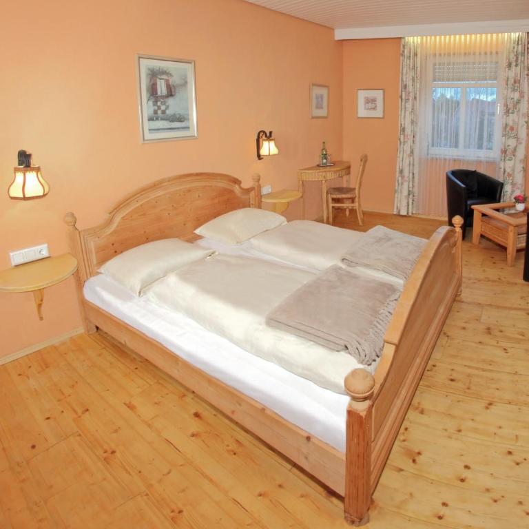 Gesundheitshotel Rössle - Deluxe Doppelzimmer mit Dusche - 10