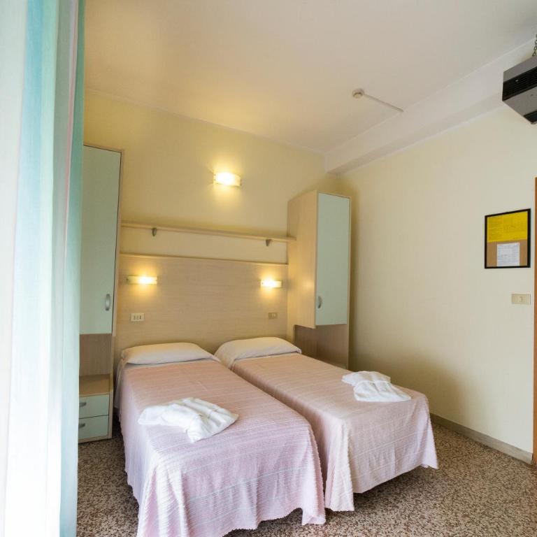 Hotel Europa - Camera Matrimoniale/Doppia con Letti Singoli - 2
