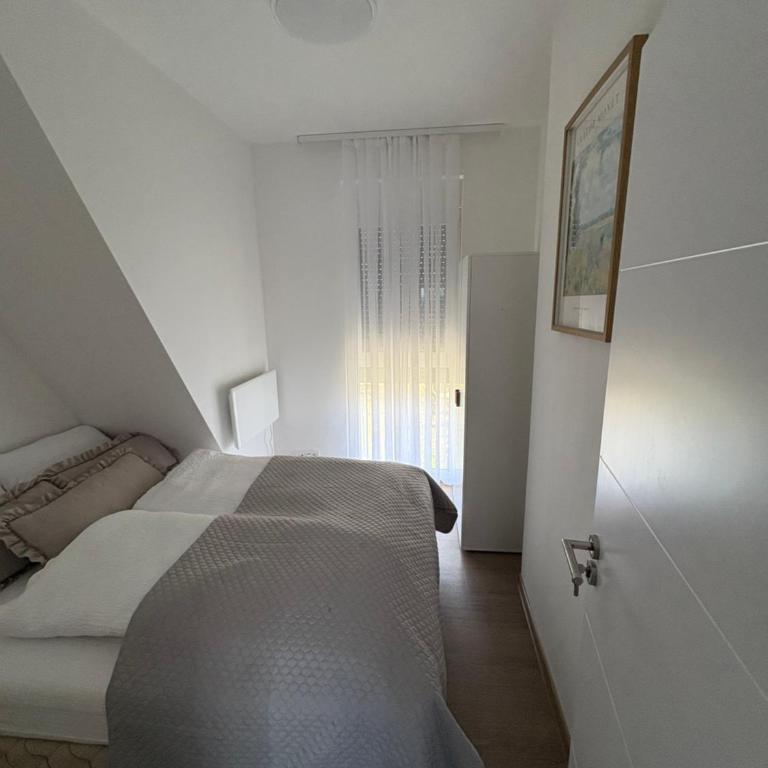 Divčibarski pogledi - Apartman sa Pogledom na Planinu - 4