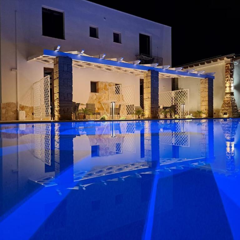 Casale Salento - Camera Matrimoniale/Doppia con Letti Singoli con Accesso Piscina - 10