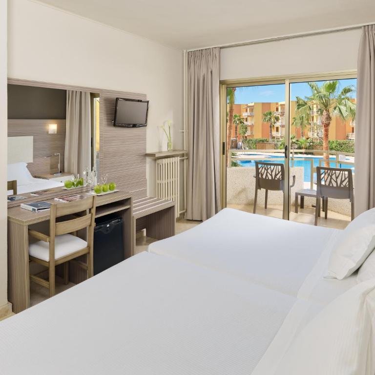 H10 Cambrils Playa - Habitación Familiar Económica (2 adultos + 2 niños de hasta 10 años) - 5