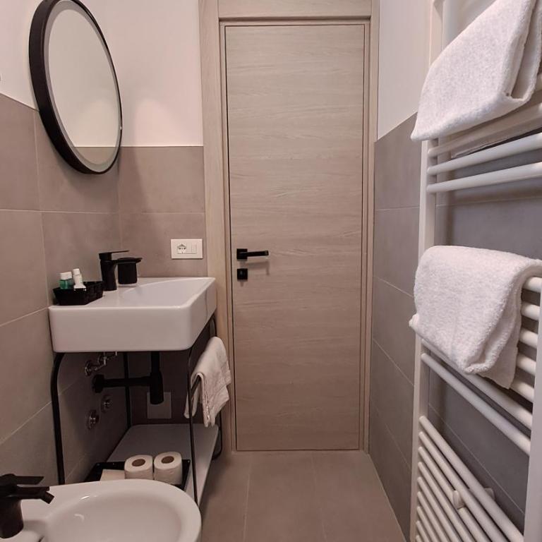 Residence San Vito - Monolocale (3 Adulti) con Vista Lago - 8