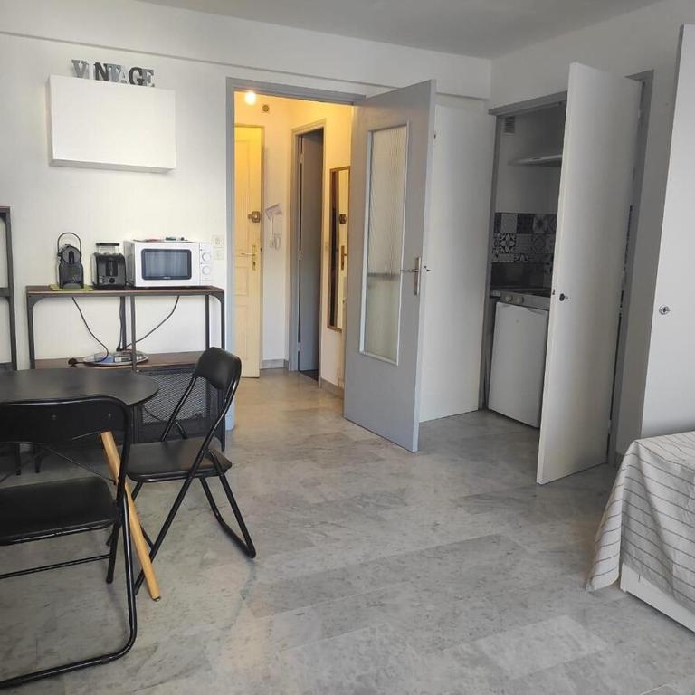 Beautiful apartment, sea, air conditioning, internet - Appartement 1 Chambre - 3