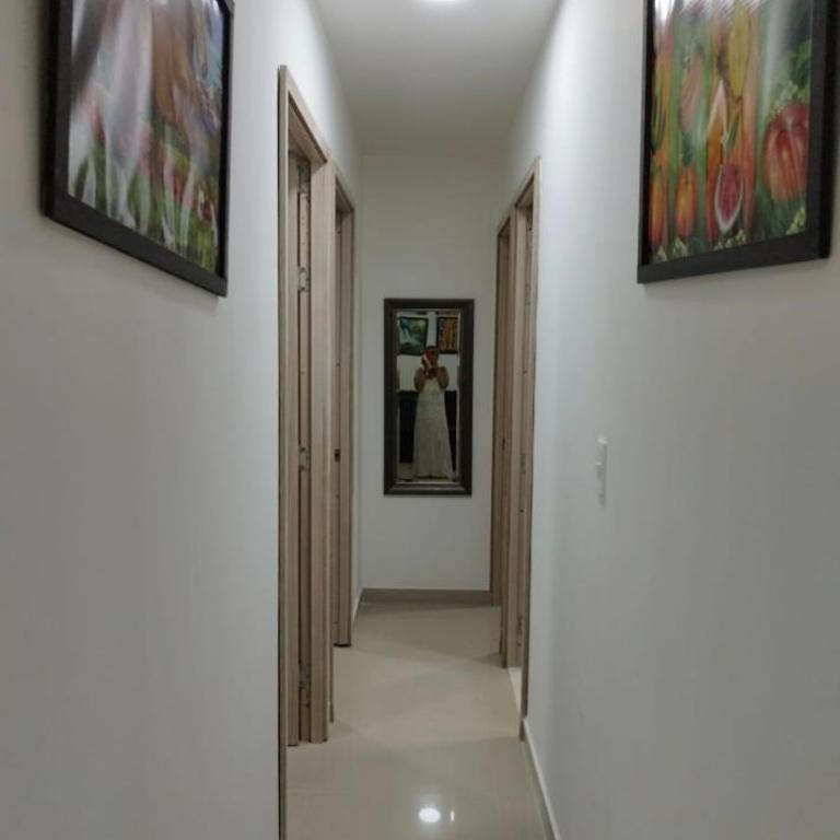 Apartamento turístico cerca al mar en Cartagena - Three-Bedroom Apartment - 15