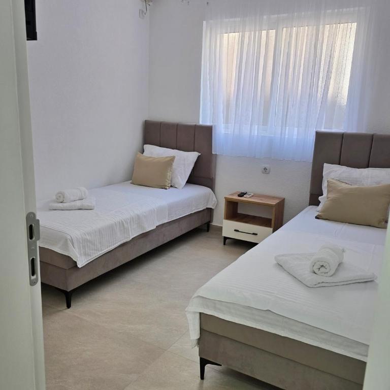 Apartments Duga Ulcinj - Two-Bedroom Apartment - 6