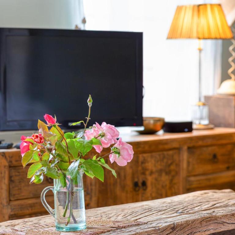 Awesome Apartment In Trouville Sur Mer - One-Bedroom Apartment - 16