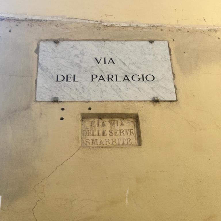 Palazzo Vecchio Flat with AC - Two-Bedroom Apartment - 2