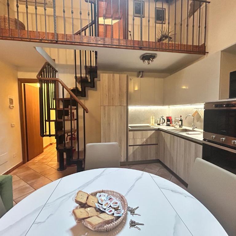 Palazzo Vecchio Flat with AC - Two-Bedroom Apartment - 21