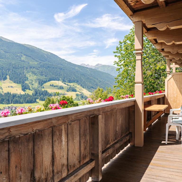 Pension Schlossberg - Apartment mit Blick auf die Berge - 11