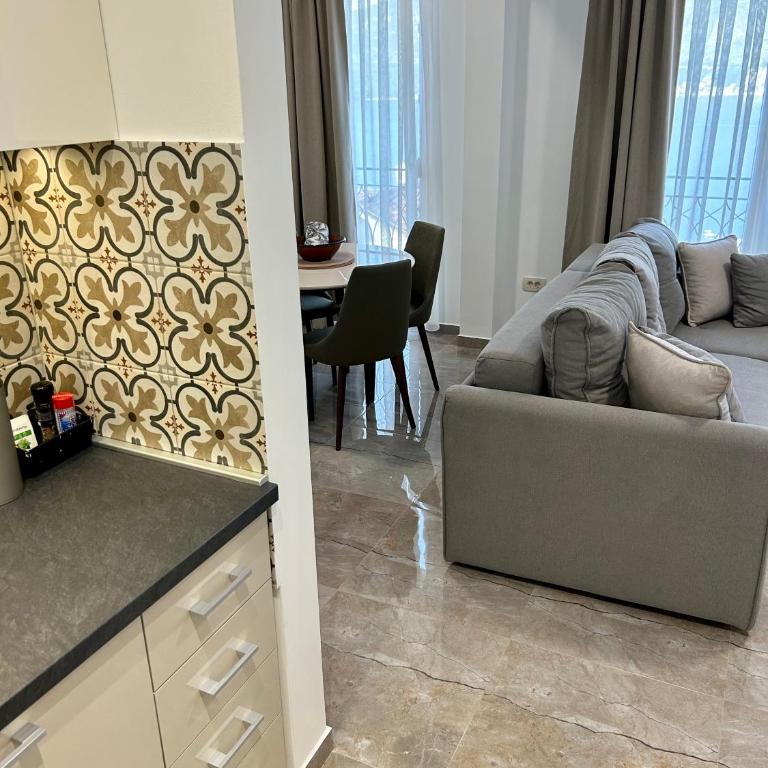 Casa M- Penthouse 1-Bedroom Apartment with Panoramic Sea View & 2 Balconies - One-Bedroom Apartment - 21